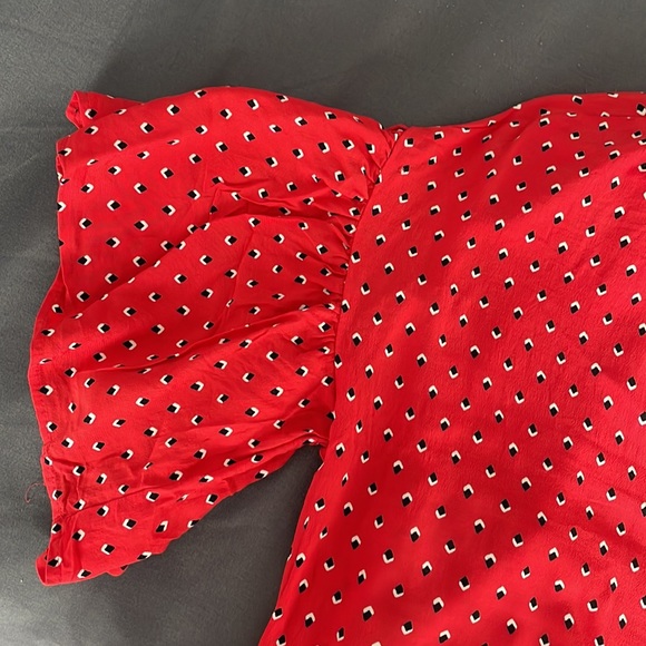 4 for $50 Red Zara shirt - Picture 3 of 4